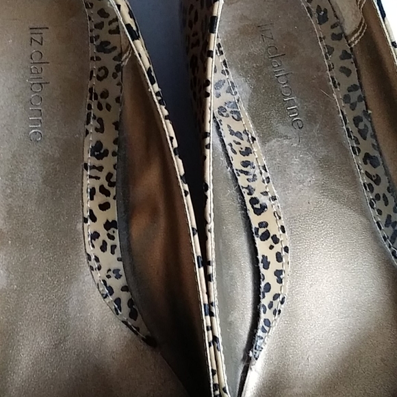 Liz Claiborne leopard print flats 8M $28+belt - Picture 5 of 9